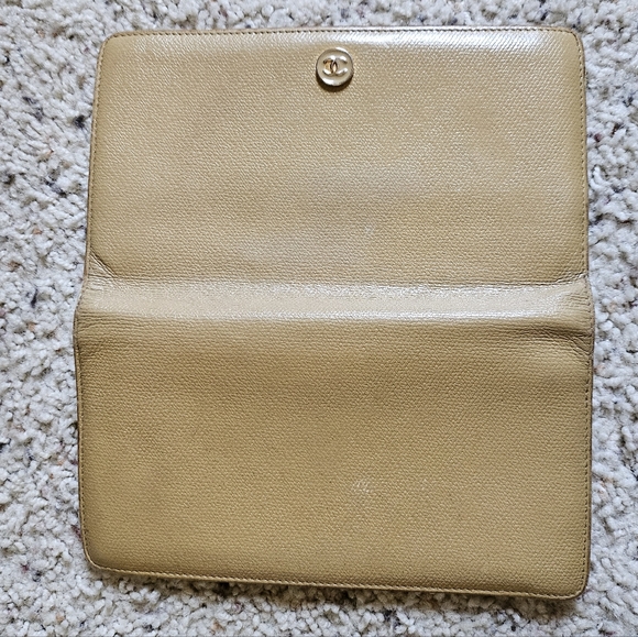 Chanel Tan Neutral Cream Beige Leather Long Flap Tan Wallet - Picture 4 of 15